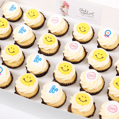 A+ Smiley Back to School Mini Cupcakes (24)