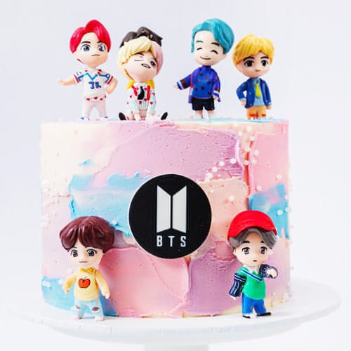 BTS Pastel Cake