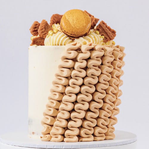 Fancy Lotus Biscoff Cake