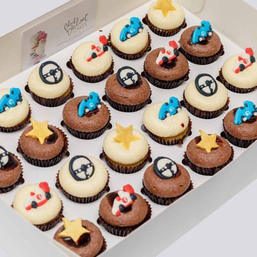 Racing Cars Superstars Kids Mini Cupcakes (24)