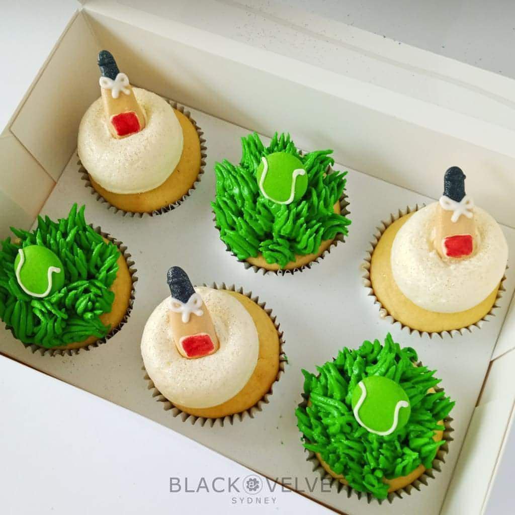 Tennis Ball and Champagne Cupcakes (6)